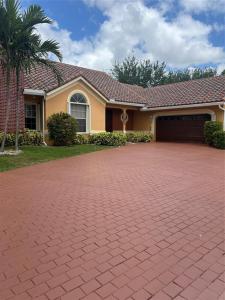 11301 SW 3rd St, Plantation, Florida 33325