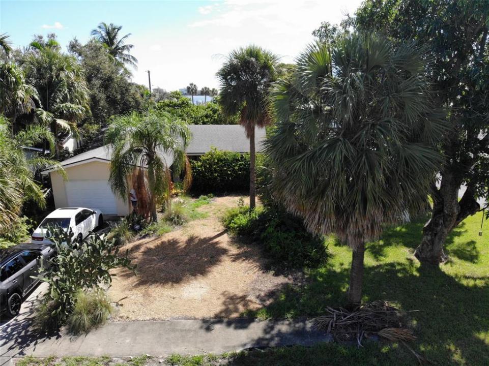 922 S Palmway, Lake Worth Beach, Florida 33460