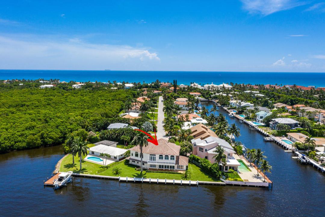 66 Harbour Drive N, Ocean Ridge, Florida 33435