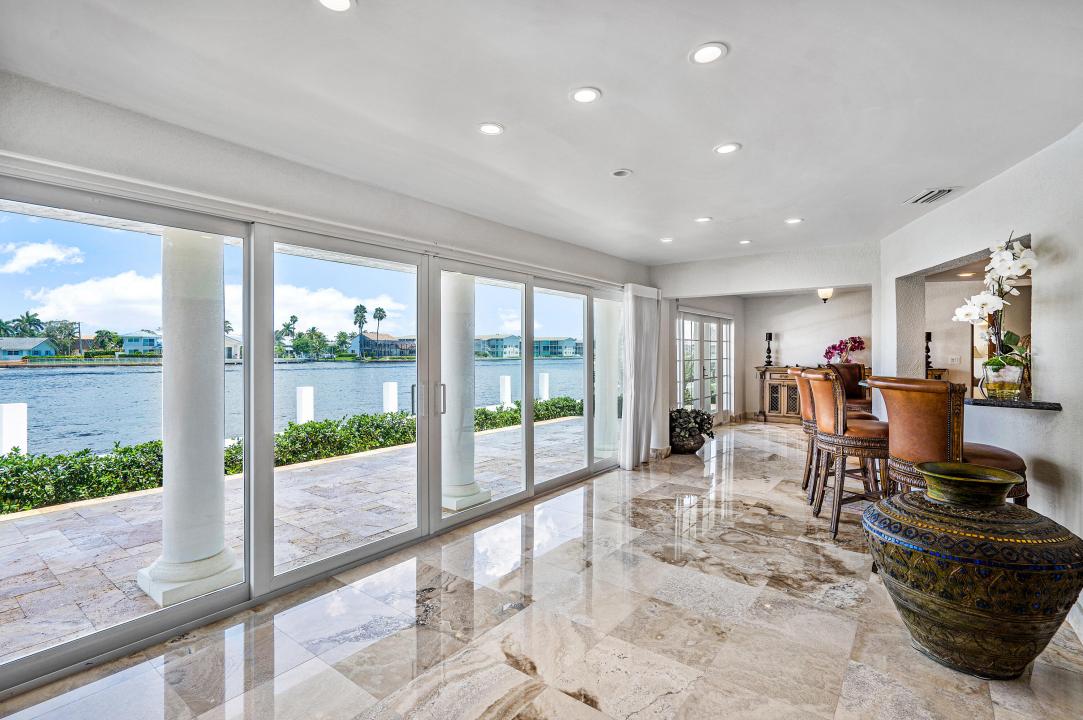 66 Harbour Drive N, Ocean Ridge, Florida 33435