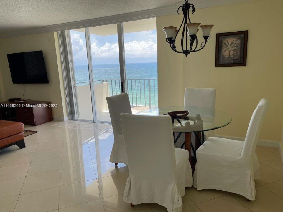 1900 S Ocean Blvd 10F, Lauderdale By The Sea, Florida 33062, Amerika Birleşik Devletleri