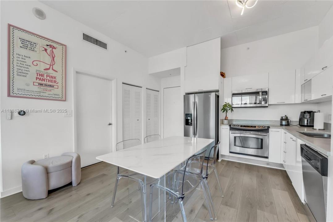 133 NE 2nd Ave 917, Miami, 佛罗里达州 33132, 美国