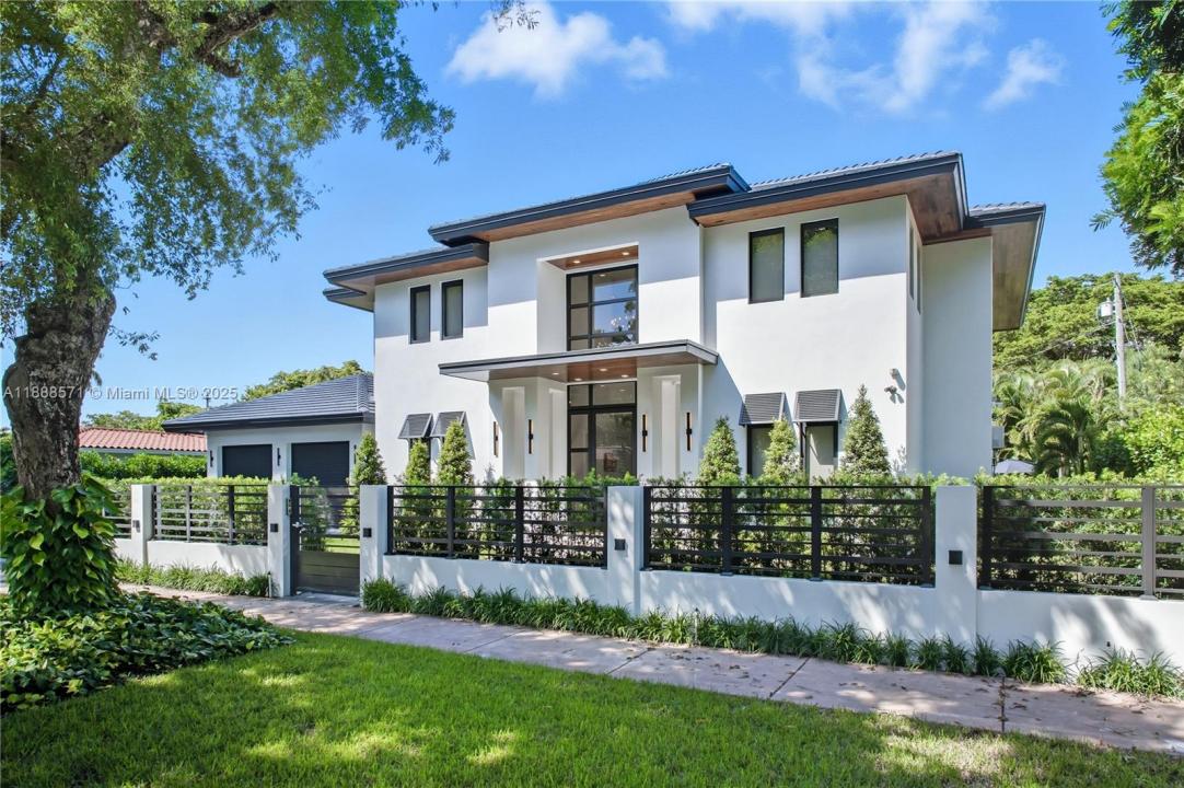 1515 Urbino Ave, Coral Gables, Florida 33146
