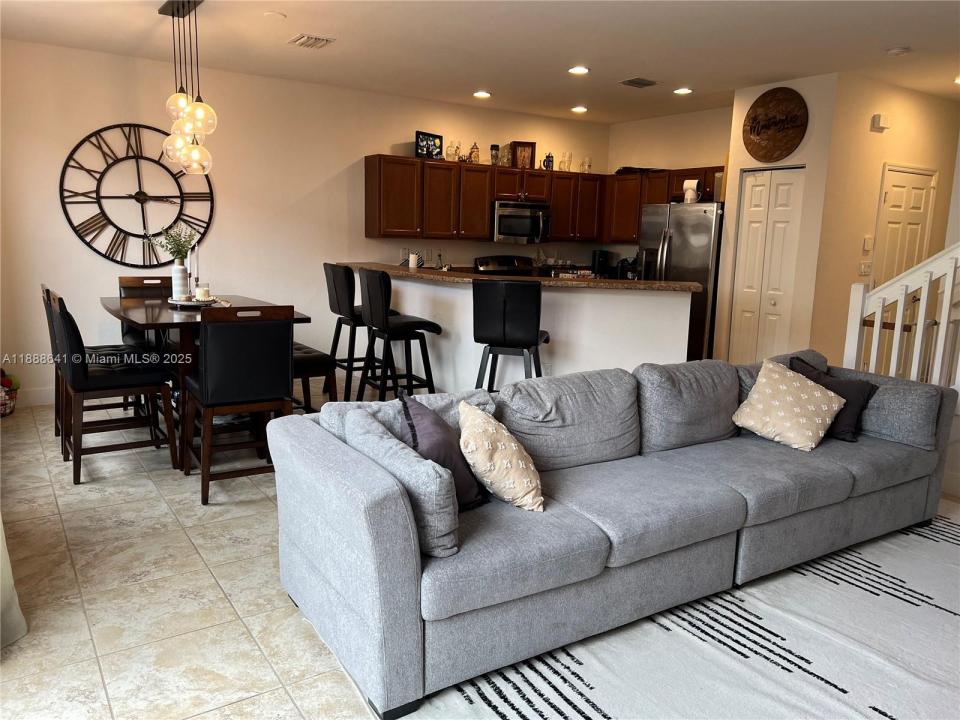 17543 SW 153rd Path, Miami, Флорида 33187, Соединенные Штаты