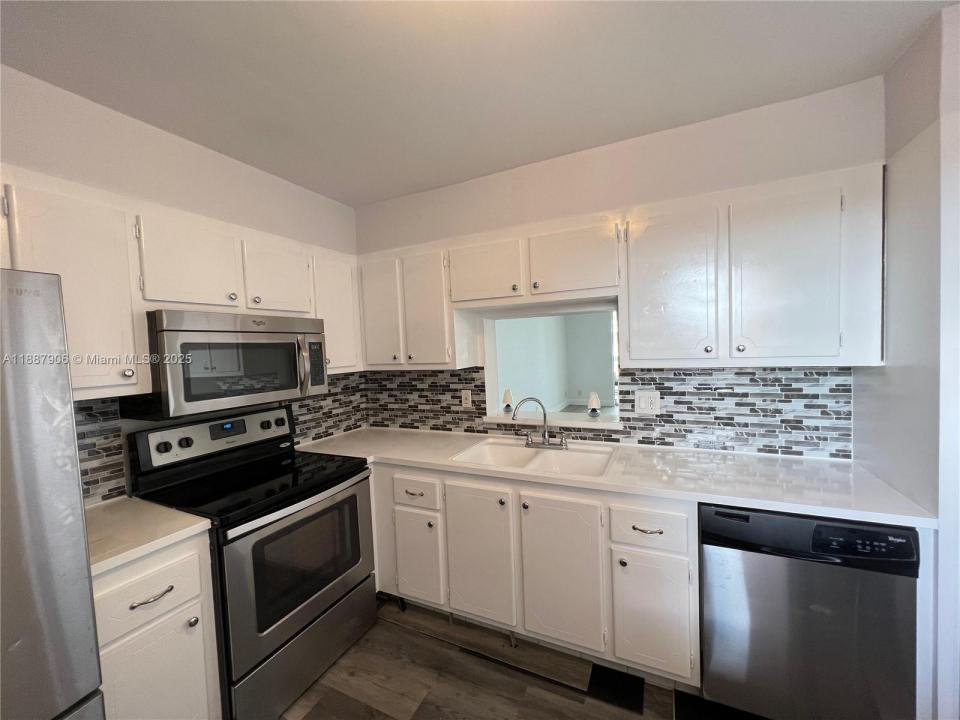 301 NE 14th Ave 608, Hallandale Beach, Флорида 33009, Соединенные Штаты