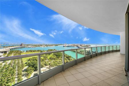 900 Biscayne Blvd 2106, Miami, Florida 33132, USA