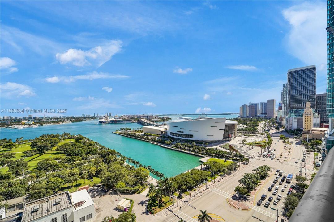 900 Biscayne Blvd 2106, Miami, Floride 33132, États-Unis