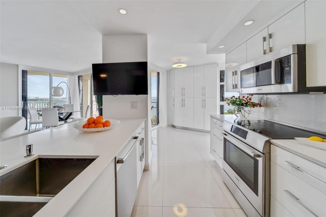 4000 Towerside Ter TS12, Miami, Florida 33138, HOA KỲ
