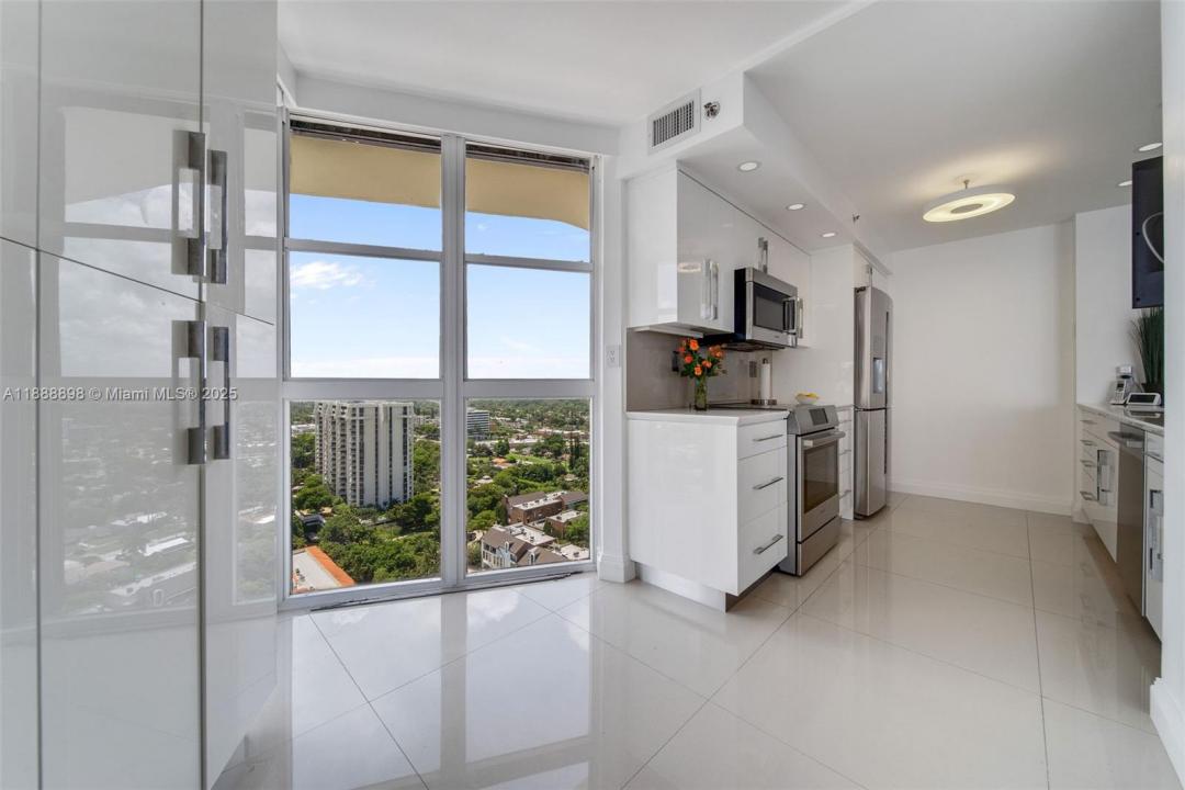 4000 Towerside Ter TS12, Miami, Florida 33138, HOA KỲ