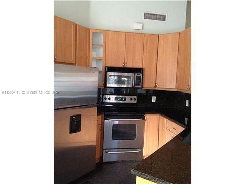 577 Bridgeton Rd 577, Weston, Florida 33326