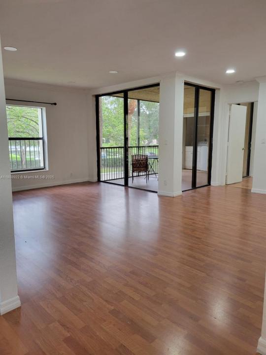 3883 Coral Tree Cir 3883, Coconut Creek, Florida 33073