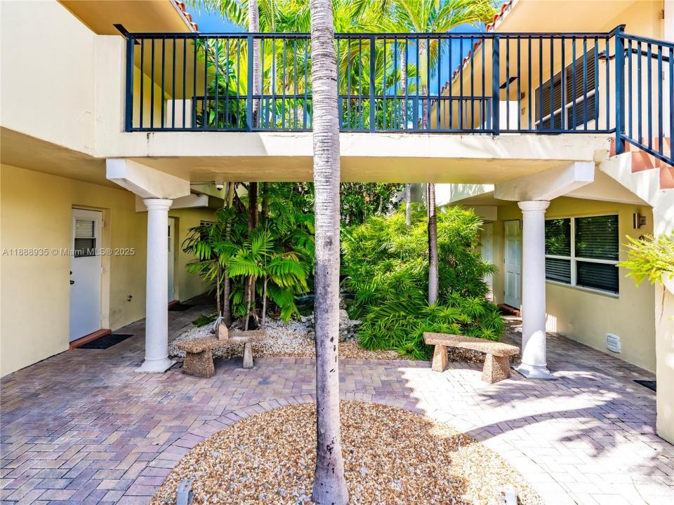 2025 Miami Rd 7, Fort Lauderdale, Флорида 33316, Соединенные Штаты