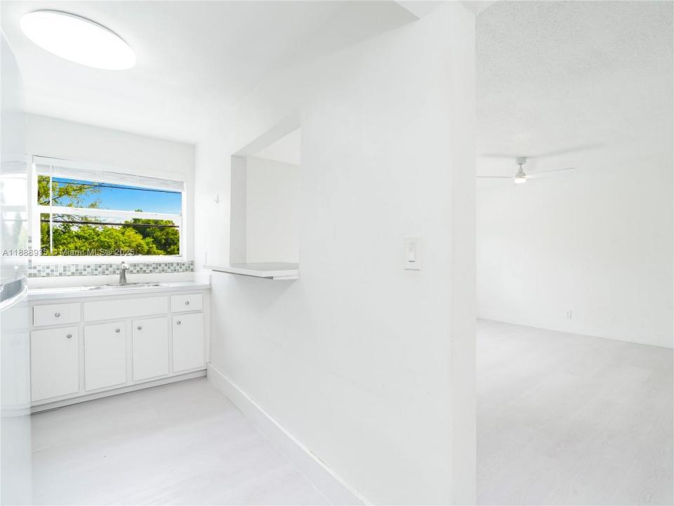 2025 Miami Rd 7, Fort Lauderdale, Флорида 33316, Соединенные Штаты