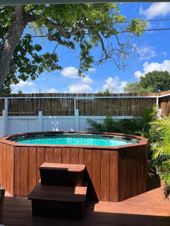 5629 NW 31st Ave 0, Miami, Флорида 33142, Соединенные Штаты