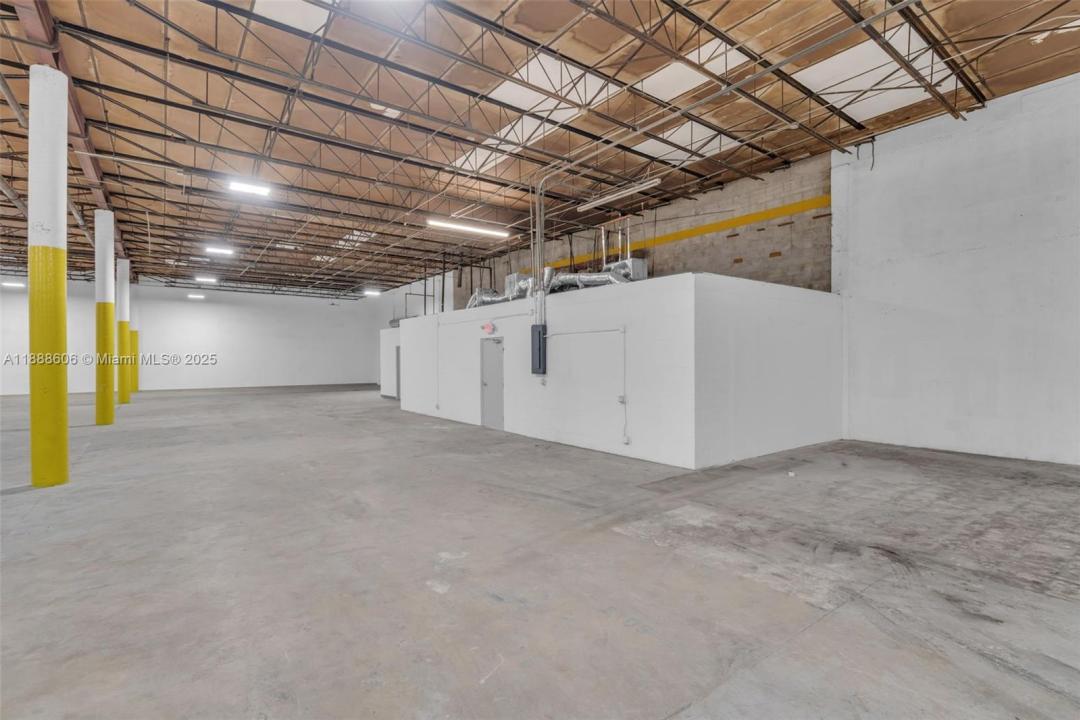 333 W 75th Pl 1D, Hialeah, Florida 33014