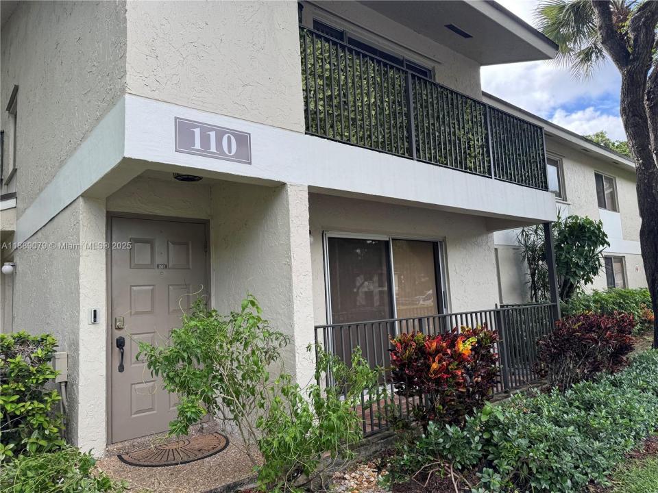 110 Gardens Dr 101, Pompano Beach, Florida 33069, Estados Unidos