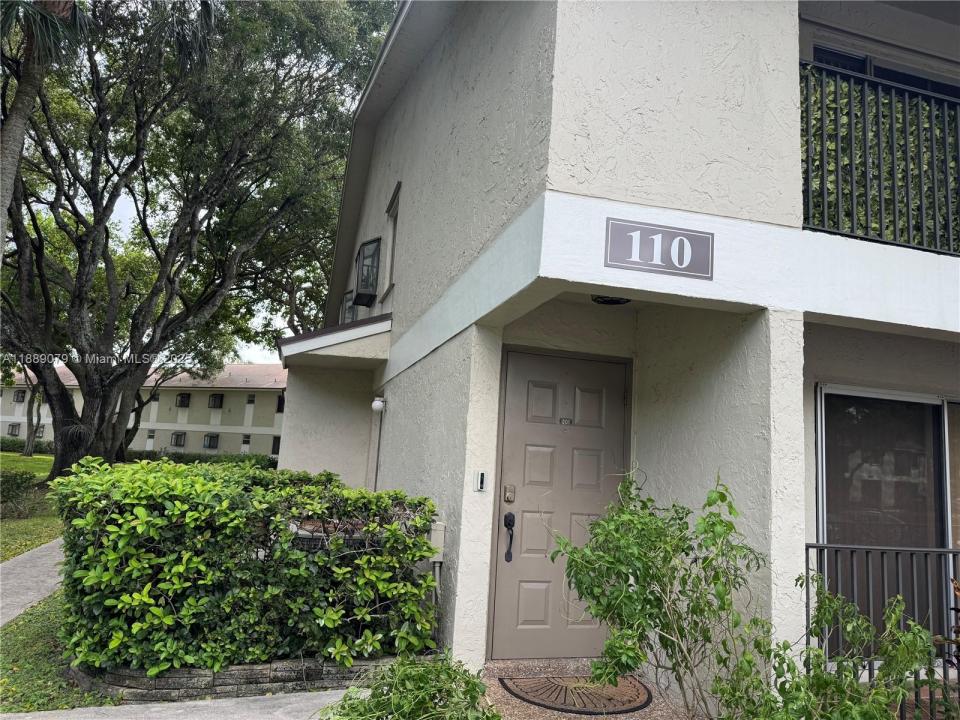 110 Gardens Dr 101, Pompano Beach, Florida 33069, Estados Unidos