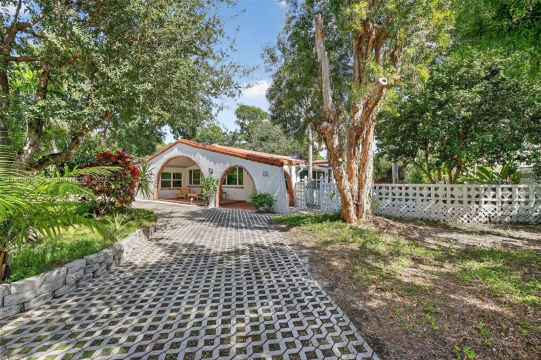 716 Coconut Dr, Fort Lauderdale, Florida 33315