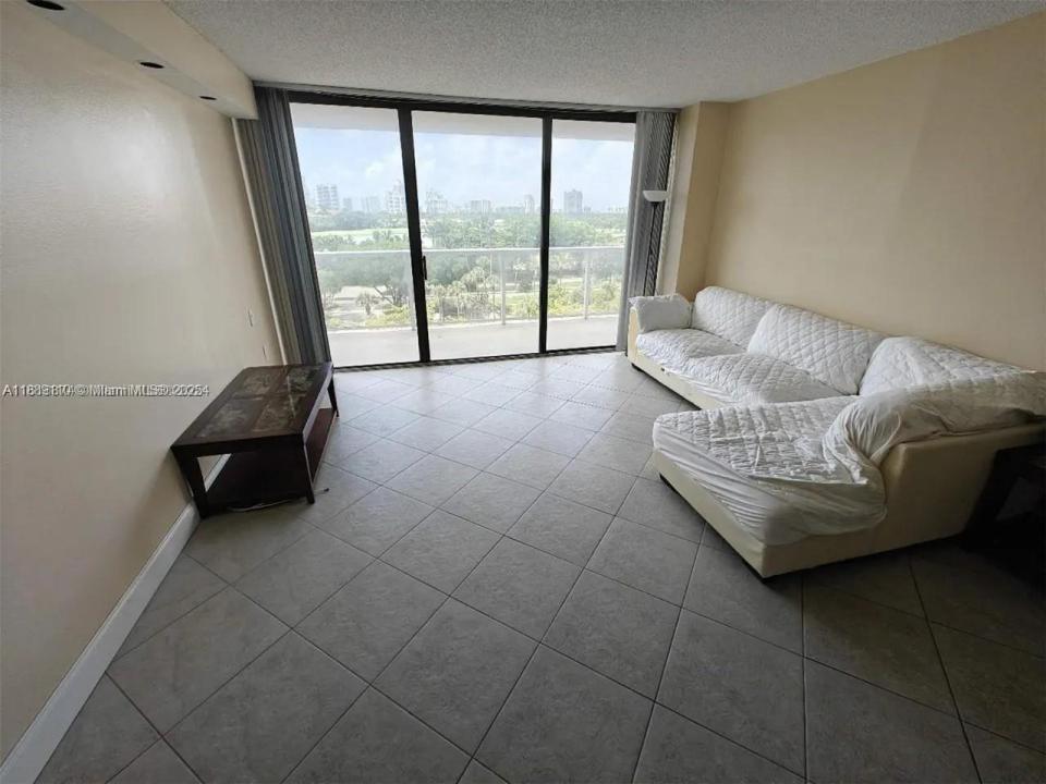 3701 N Country Club Dr 705, Aventura, Florida 33180, Estados Unidos