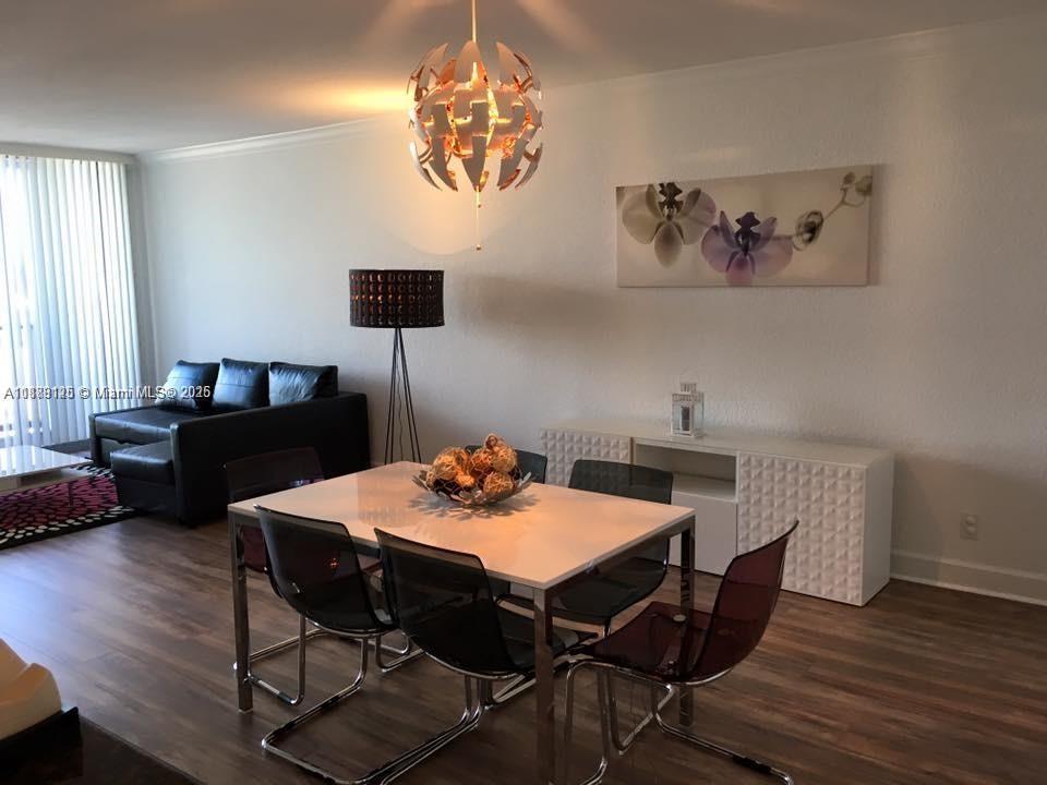 401 69th St 905, Miami Beach, פלורידה 33141, ארצות הברית של אמריקה