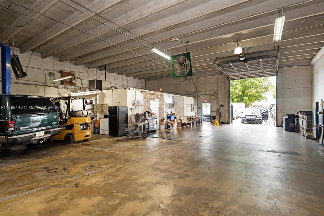 8230 NW 56th St, Doral, Floride 33166, États-Unis