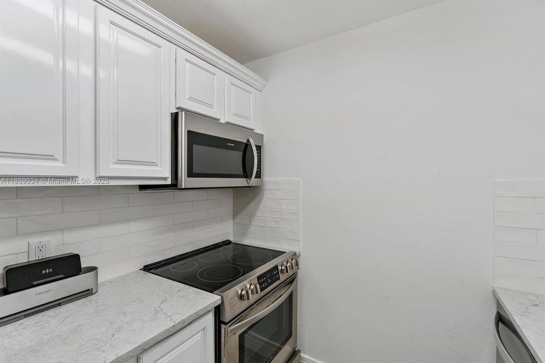 725 Hummingbird Way 204, North Palm Beach, Flórida 33408, Estados Unidos