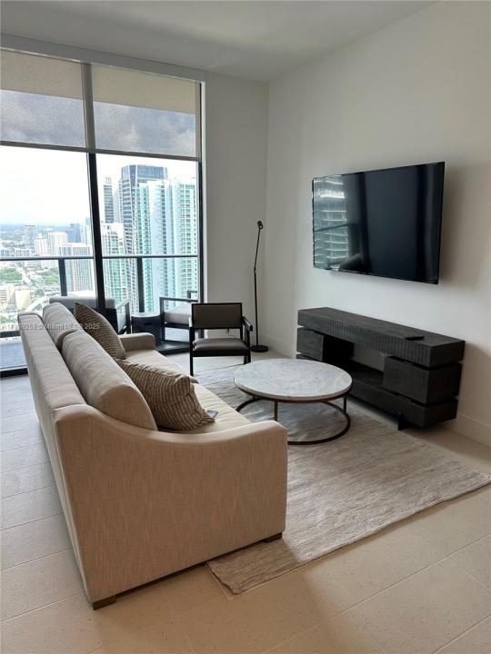 159 NE 6th St PH-5013, Miami, Florida 33132