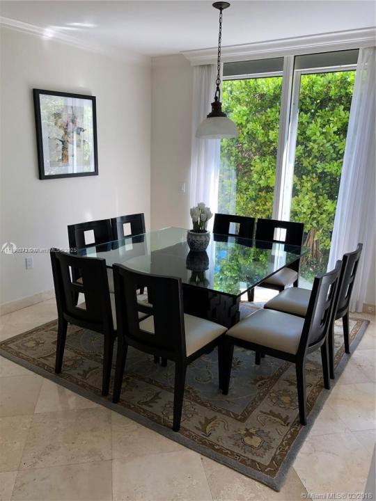430 Grand Bay Dr 207, Key Biscayne, Flórida 33149, Estados Unidos