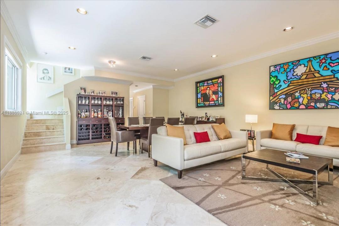 3065 Allamanda Street, Coconut Grove, Florida 33133, USA