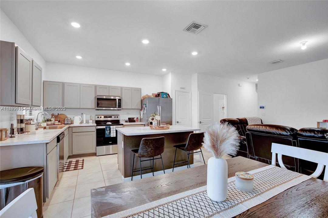 1160 SW 7th Ct, Florida City, فلوريدا 33034, الولايات المتحدة