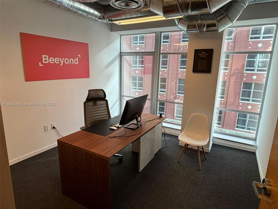 14 NE 1st Ave 700 E/F/G, Miami, Florida 33132, USA
