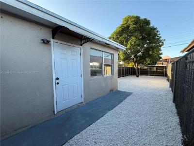481 E 31st St 1, Hialeah, Florida 33013, USA
