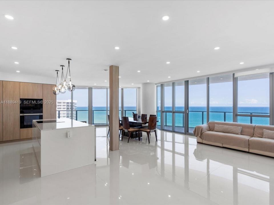 3101 S Ocean Dr 1608, Hollywood, Florida 33019, Stati Uniti