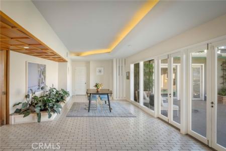 The Colonnade, Long Beach, California 90803