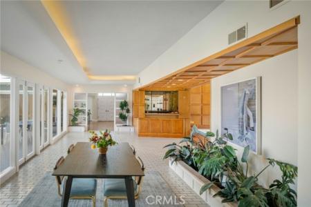 The Colonnade, Long Beach, California 90803