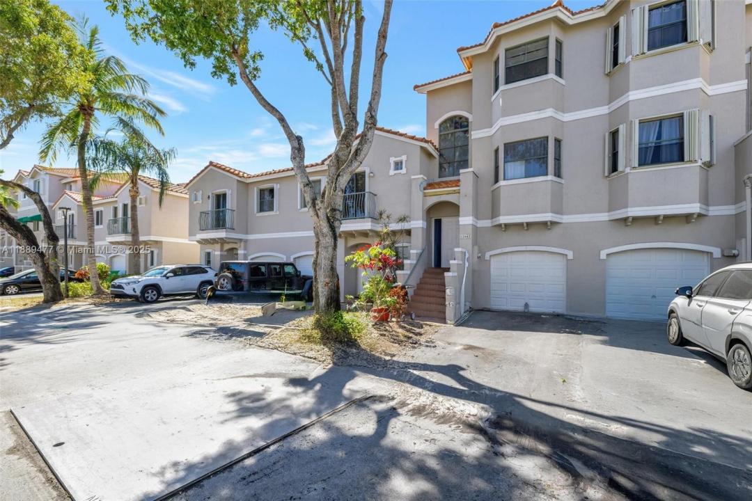 12662 NW 14th St, Sunrise, פלורידה 33323, ארצות הברית של אמריקה 