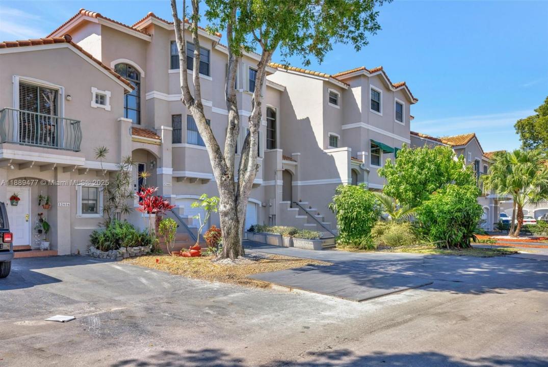12662 NW 14th St, Sunrise, פלורידה 33323, ארצות הברית של אמריקה 