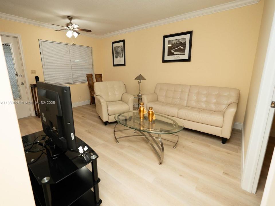 2121 NE 42nd Ct 202C, Lighthouse Point, Florida 33064, Amerika Birleşik Devletleri