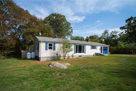 255 John Dyer Road, Little Compton, RI 02837, USA