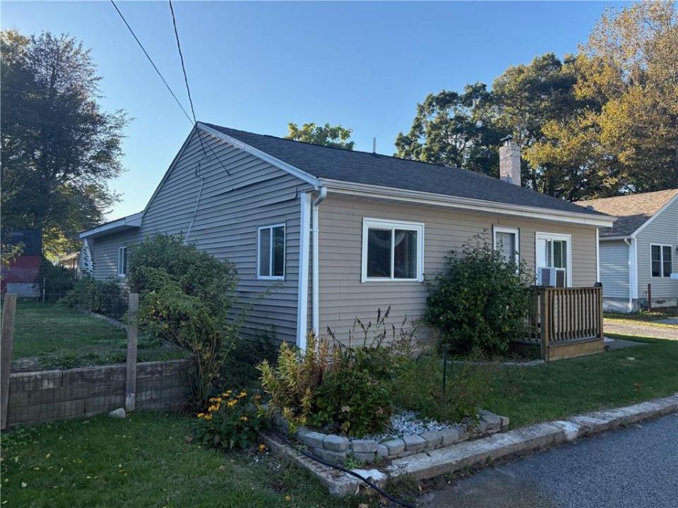 22 Colorado Street, Coventry, Rhode Island 02816, États-Unis