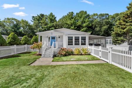 165 Little Pond Road, South Kingstown, רוד איילנד 02879, ארצות הברית של אמריקה