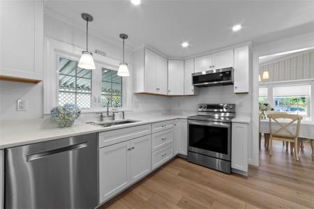 165 Little Pond Road, South Kingstown, רוד איילנד 02879, ארצות הברית של אמריקה