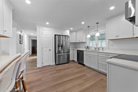 165 Little Pond Road, South Kingstown, רוד איילנד 02879, ארצות הברית של אמריקה