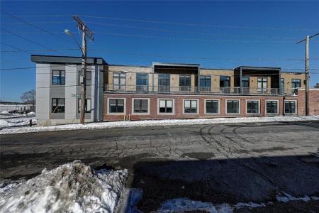 30 Veterans Memorial Parkway 103, East Providence, Rhode Island 02914