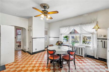 15 Redfern Street, North Providence, Rhode Island 02911, États-Unis