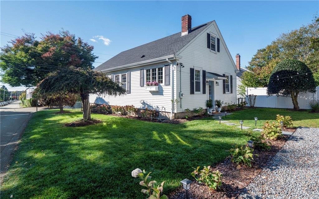 26 Vernon Avenue, Newport, Rhode Island 02840, USA