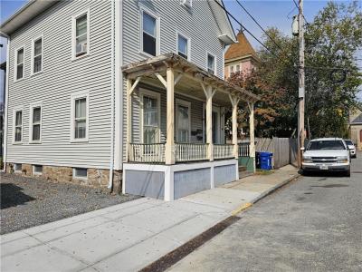 12 Tyler Street #2, Newport, RI 02840, USA