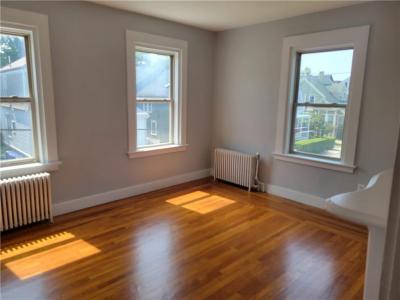 12 Tyler Street #2, Newport, Rhode Island 02840, USA