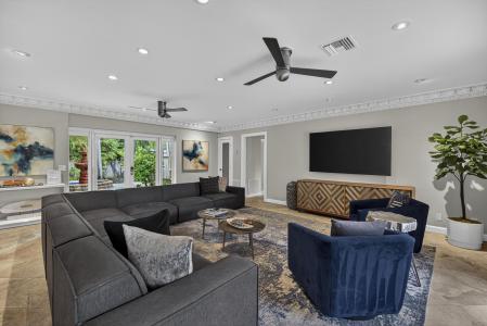 4401 NE 19 Avenue, Oakland Park, Florida 33308