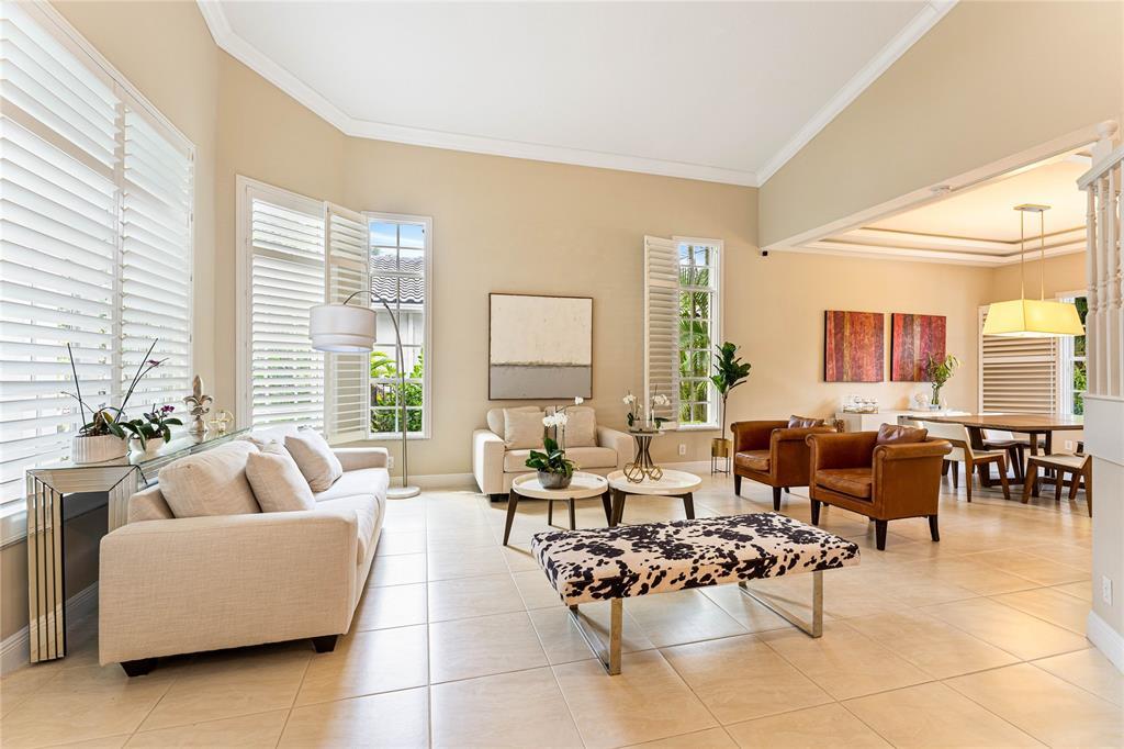 2527 Montclaire Cir, Weston Hills - Montc, Weston, Florida 33327